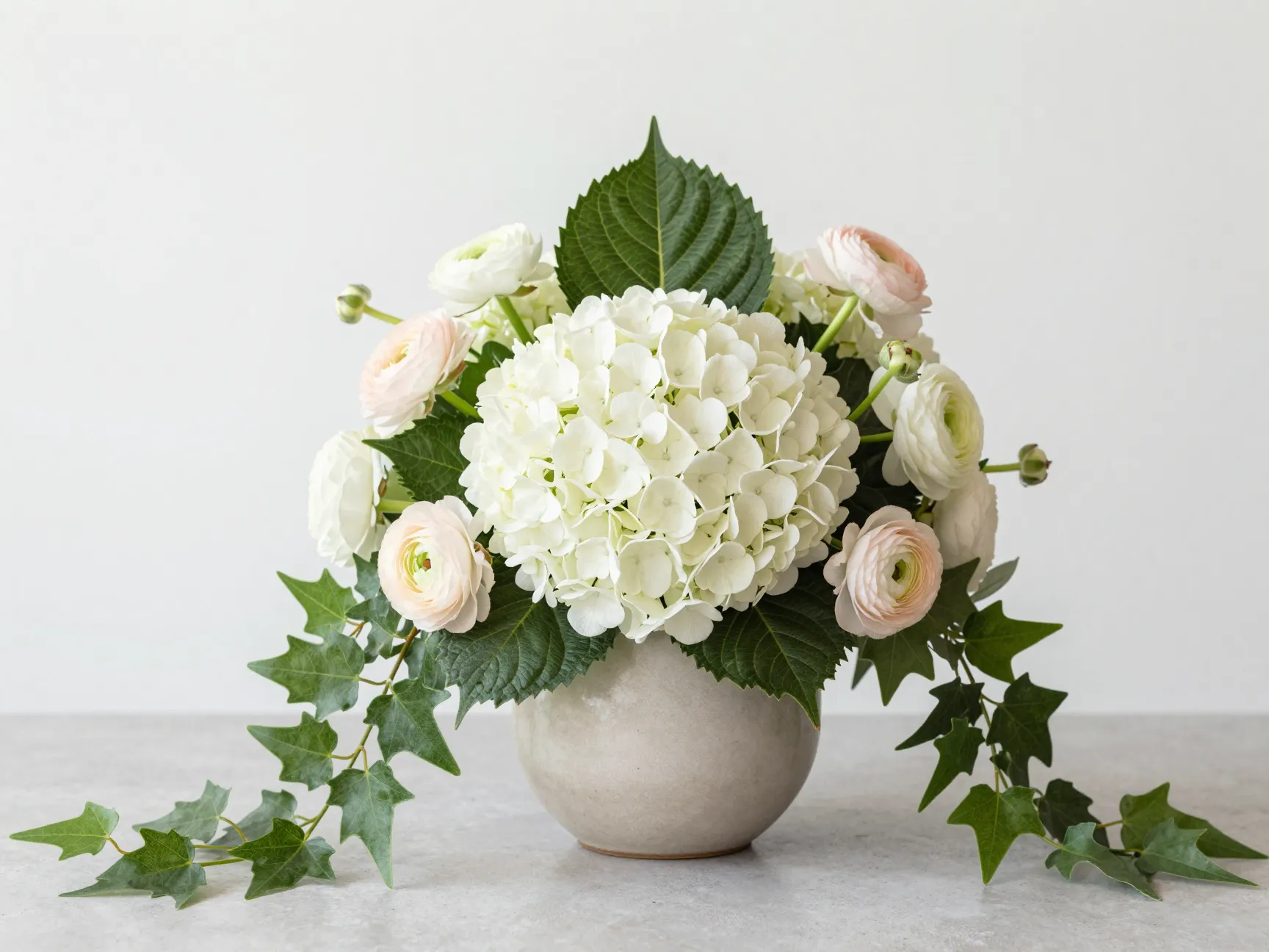 Follow proven composition formulas for everyday vases and centerpieces