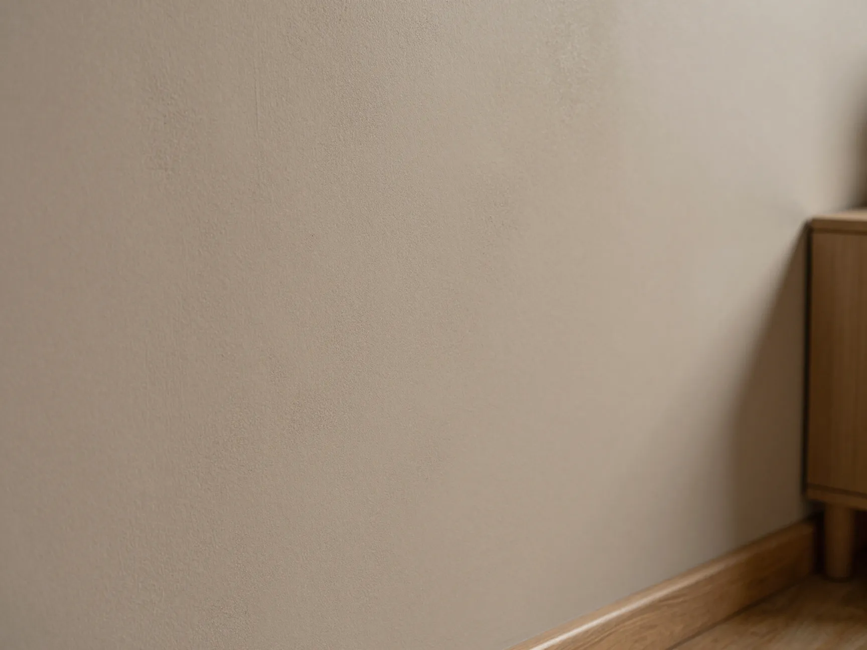 Use plaster and limewash walls for effortless depth