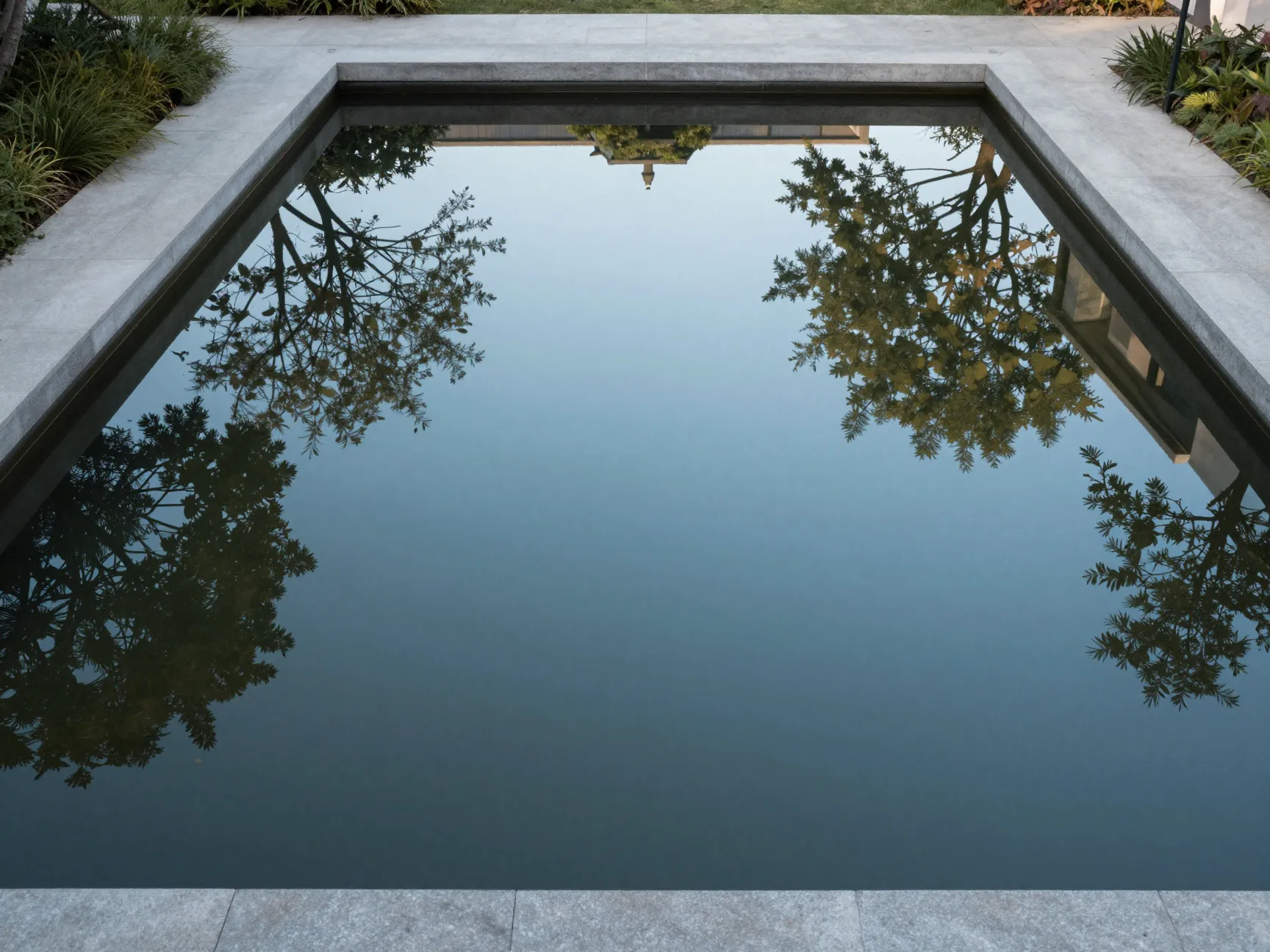 Reflecting pond