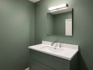 Read more about the article 8 Bathroom Decor Ideas to Refresh Your Space on Any Budget